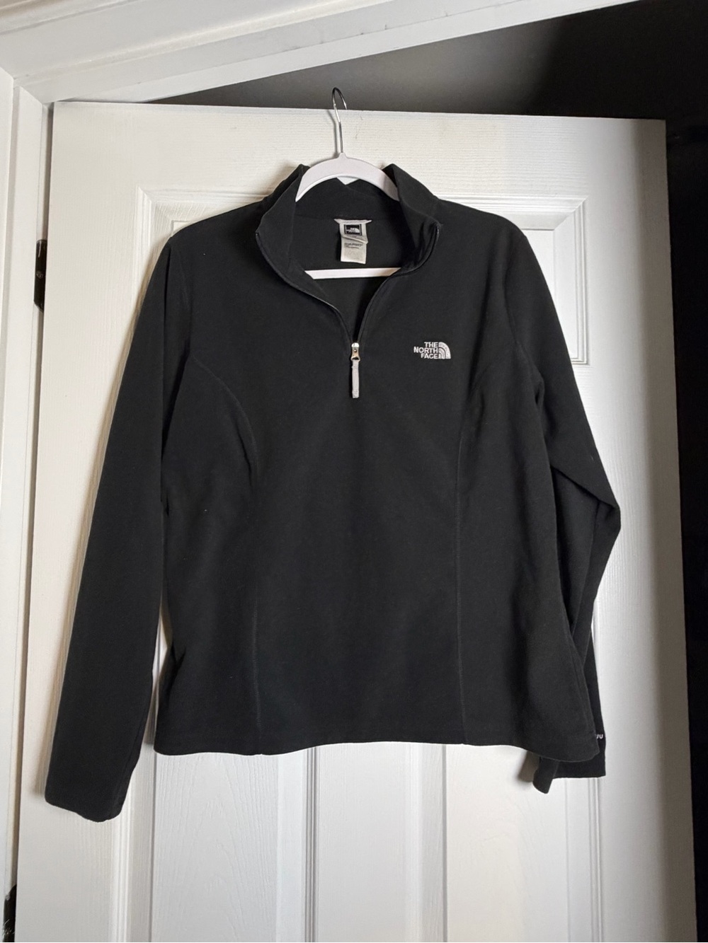 The North Face Women’s Black Quarter-Zip Fleece Pullover